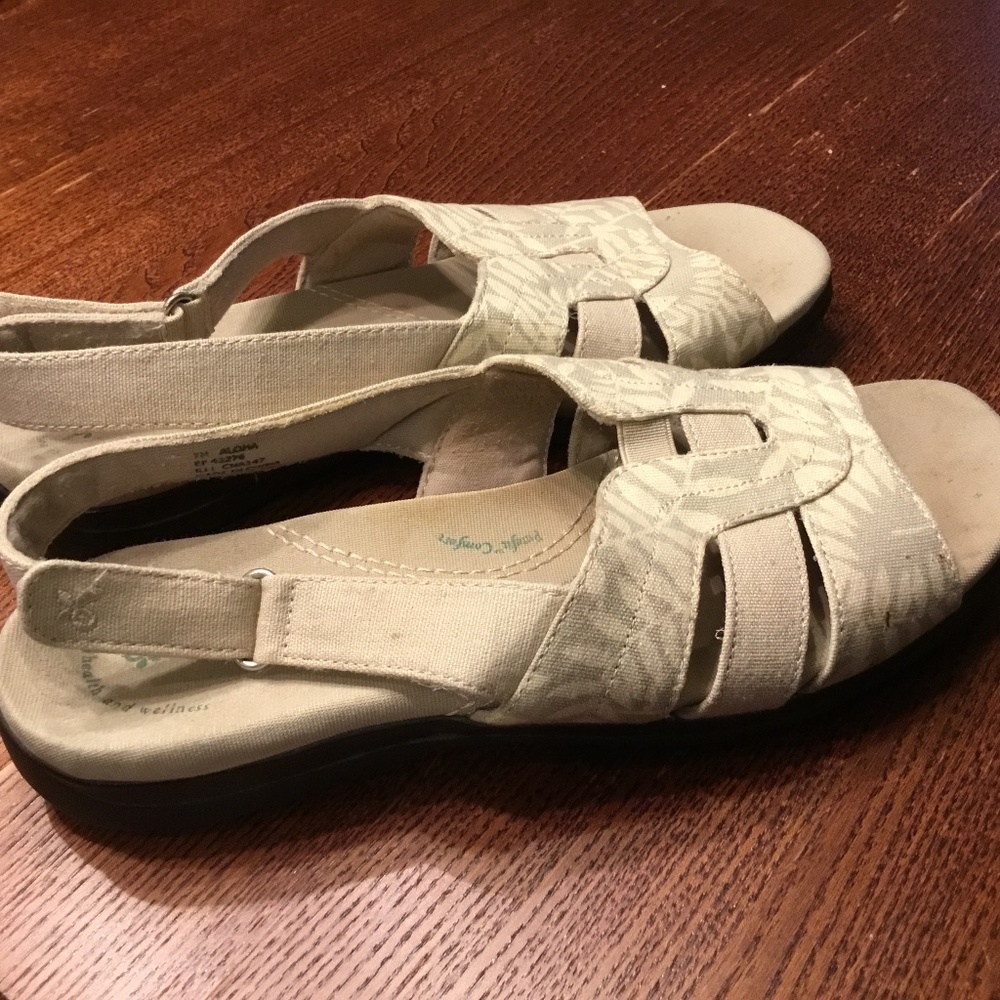 Grasshopper sling back sandals